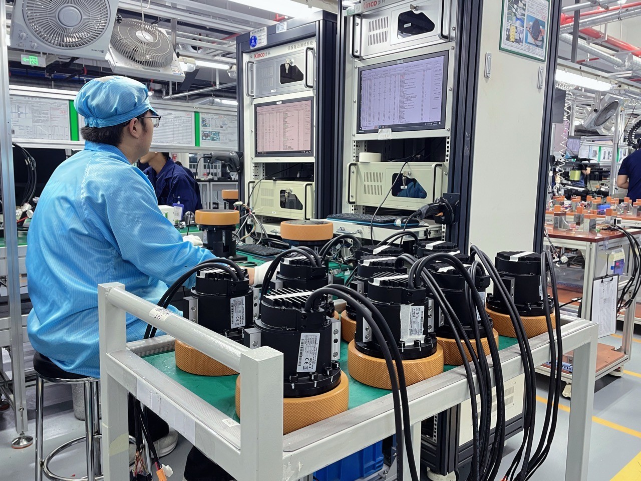 kinco robot wheel testing